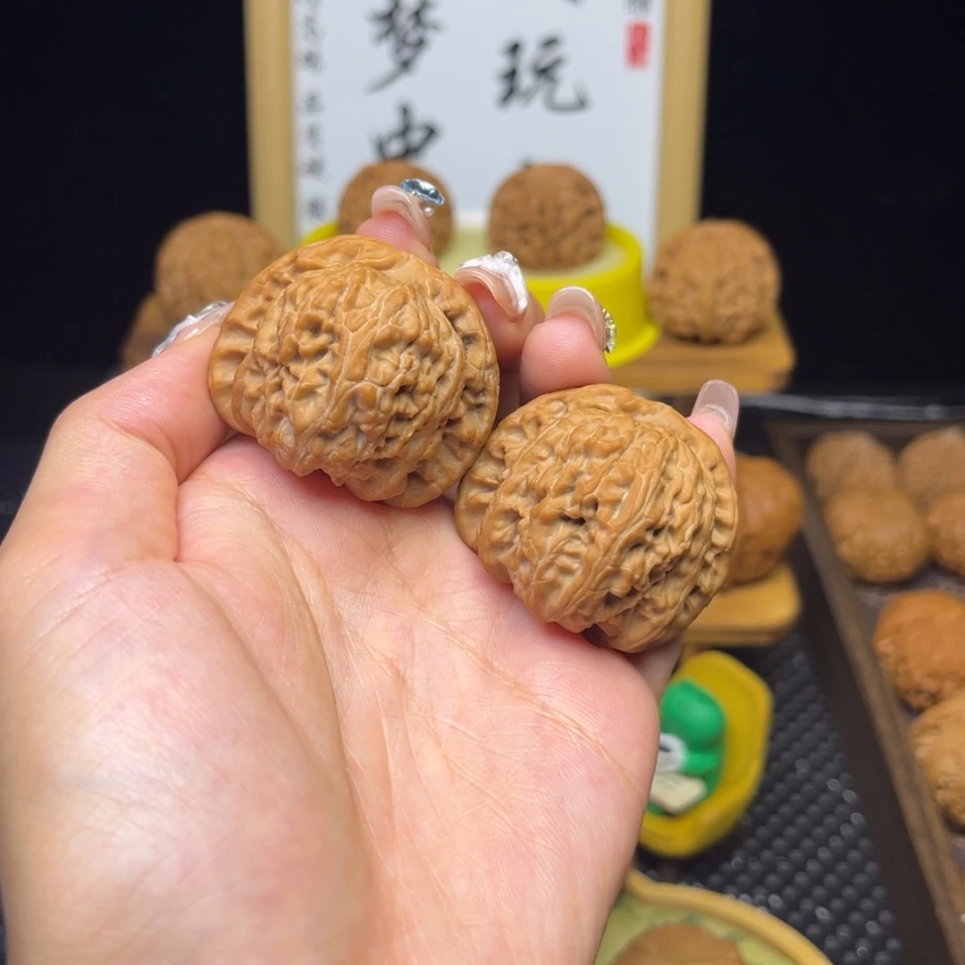 吊坠文玩核桃闷白40全白茬