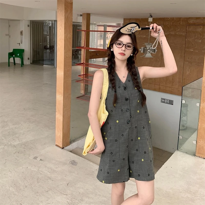 休闲法式深灰色小雏菊连体裤女夏2025新款小个子爆款慵懒风连衣裤