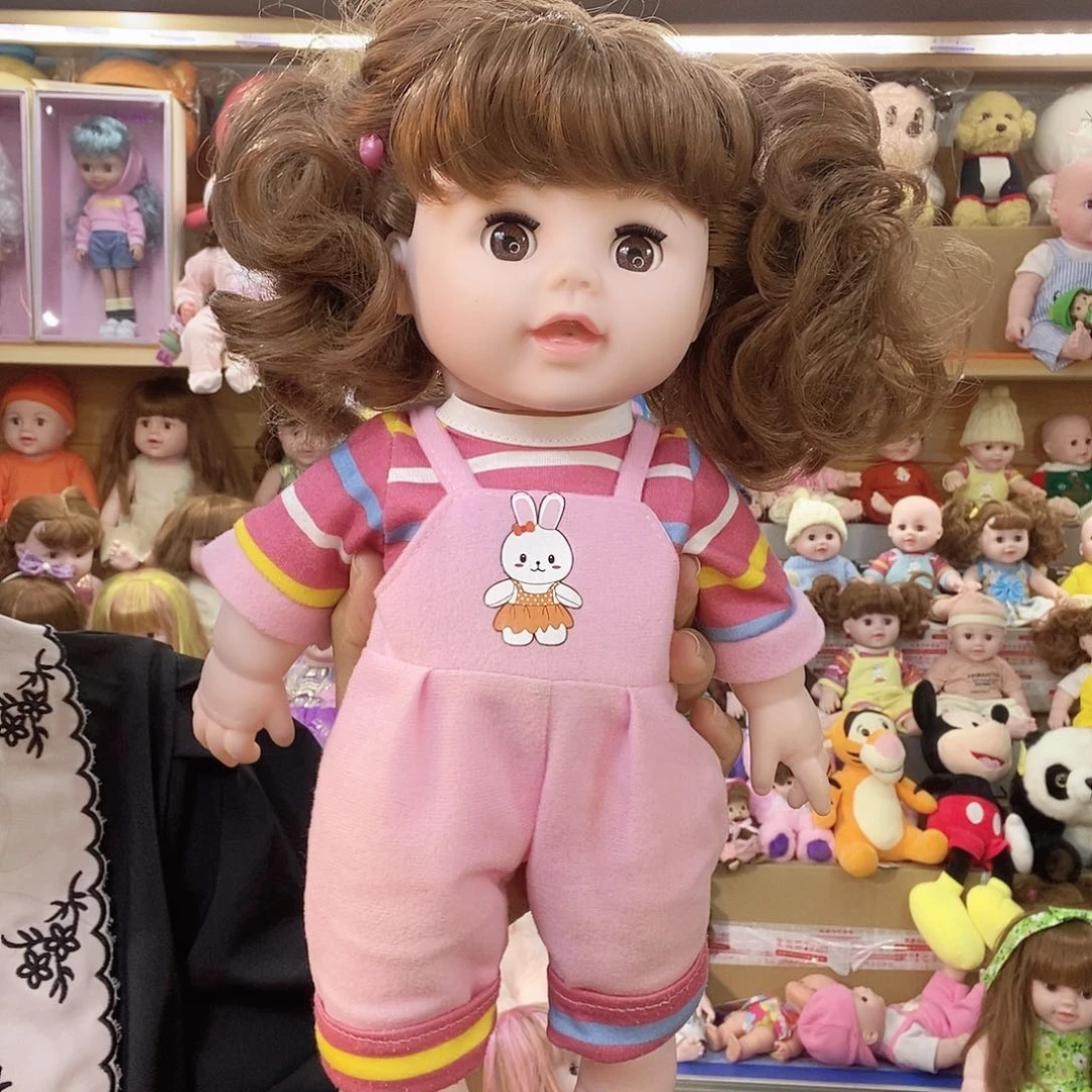 塑料软糖胶娃娃玩具