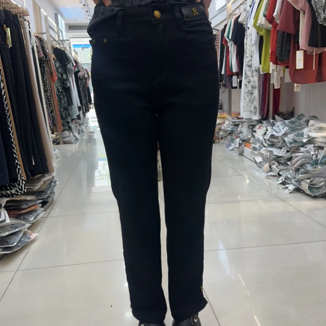 女士黑色高腰显瘦直筒九分烟管牛仔裤百搭休闲