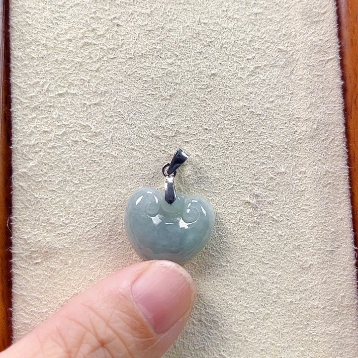 翡翠银S925镶嵌颈饰孤品