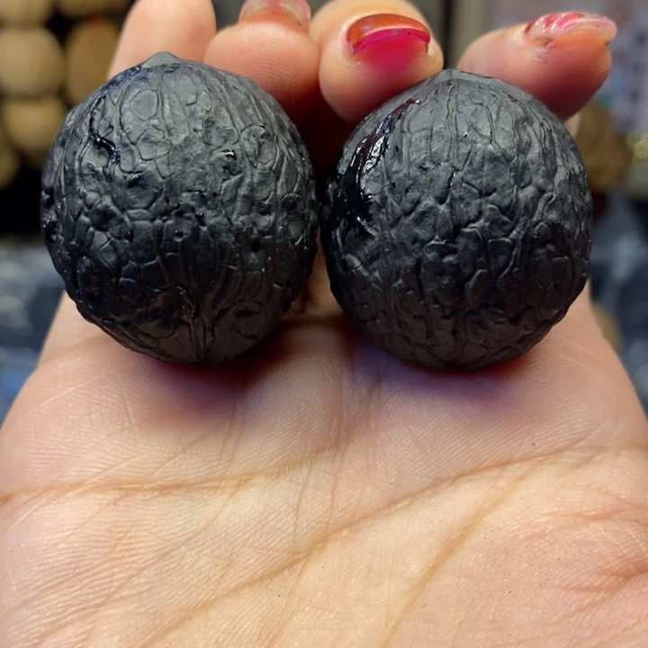 文玩核桃吊坠蛇皮球73地闷