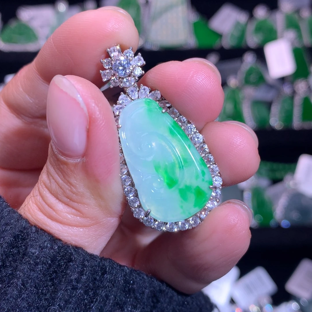 【闪购商品】银S925镶嵌翡翠耳饰四*草