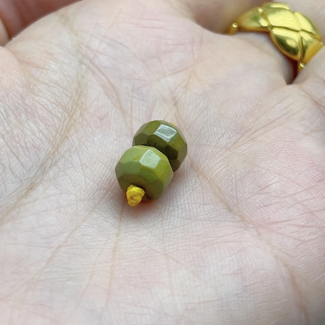 南红玛瑙未镶嵌珠宝奇石