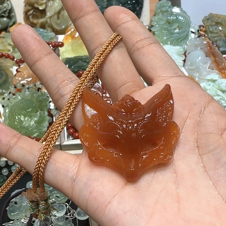 蛇纹石玉未镶嵌吊坠