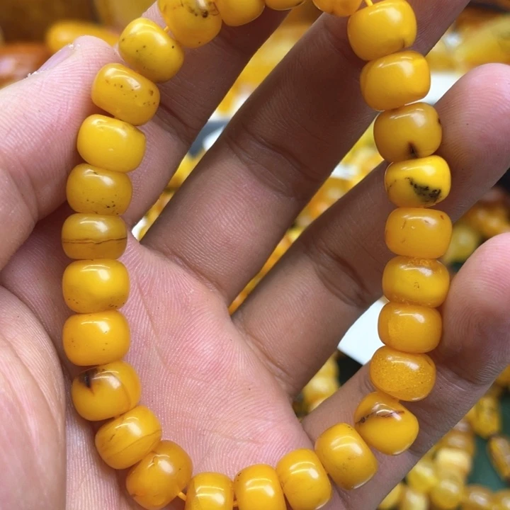 未镶嵌琥珀珠宝奇石