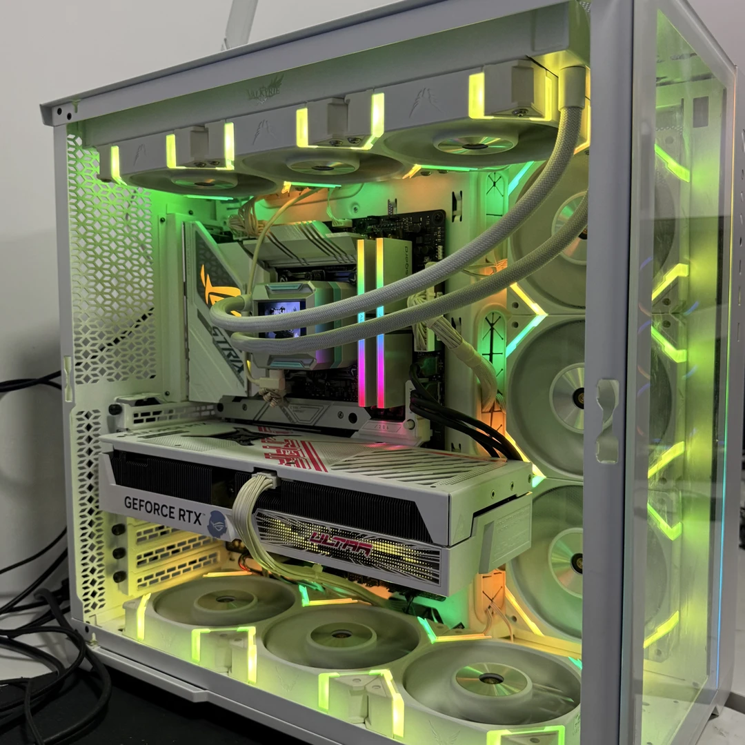 i7 14700kf 32g 2t 4070ti ultra 海景房