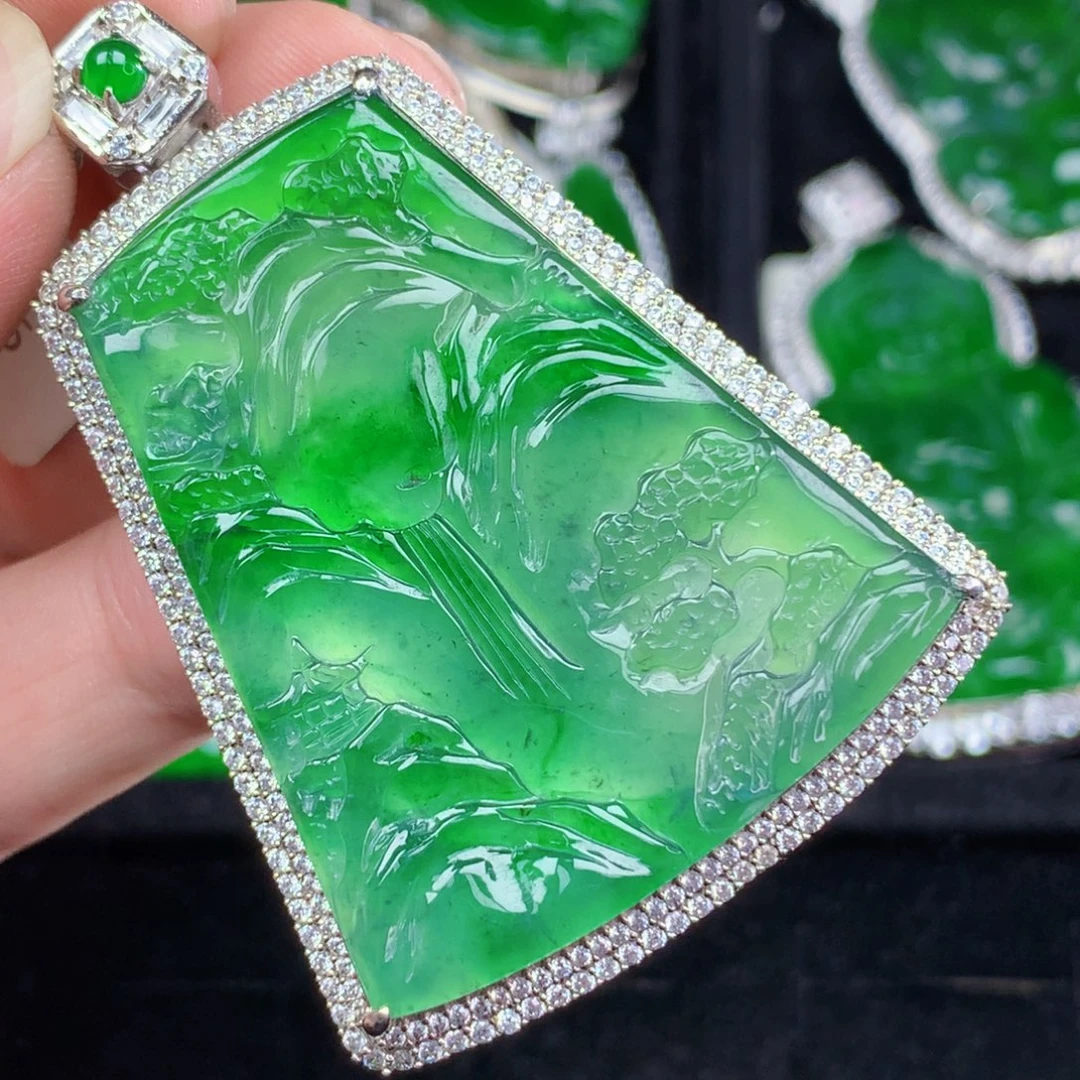 翡翠未镶嵌颈饰翡翠