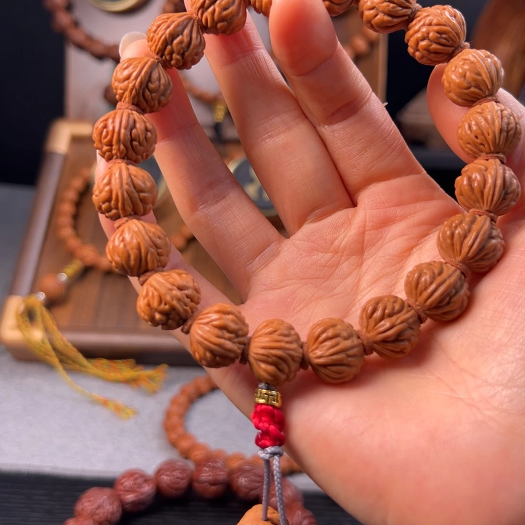 吊坠桃核15野生红莲