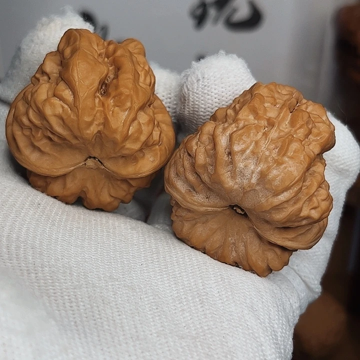 吊坠文玩核桃36号，38尺微修蛤蟆