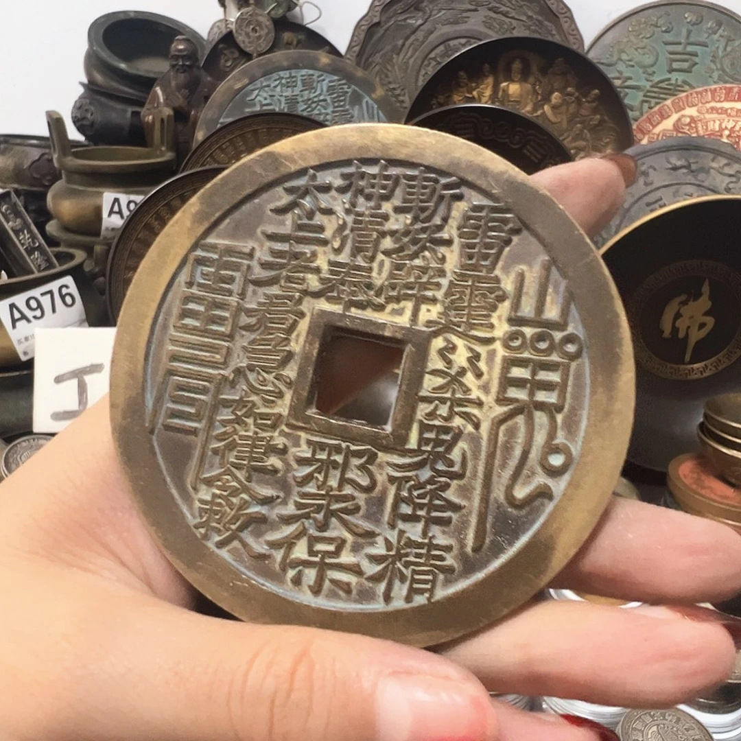 金属复古风格摆件