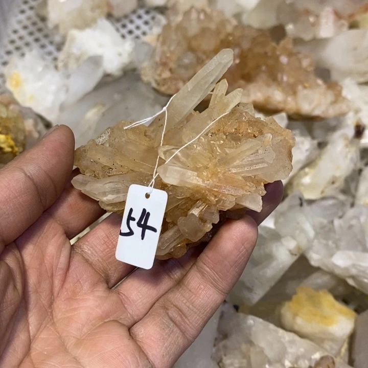 水晶水晶原石摆件未镶嵌蜗*