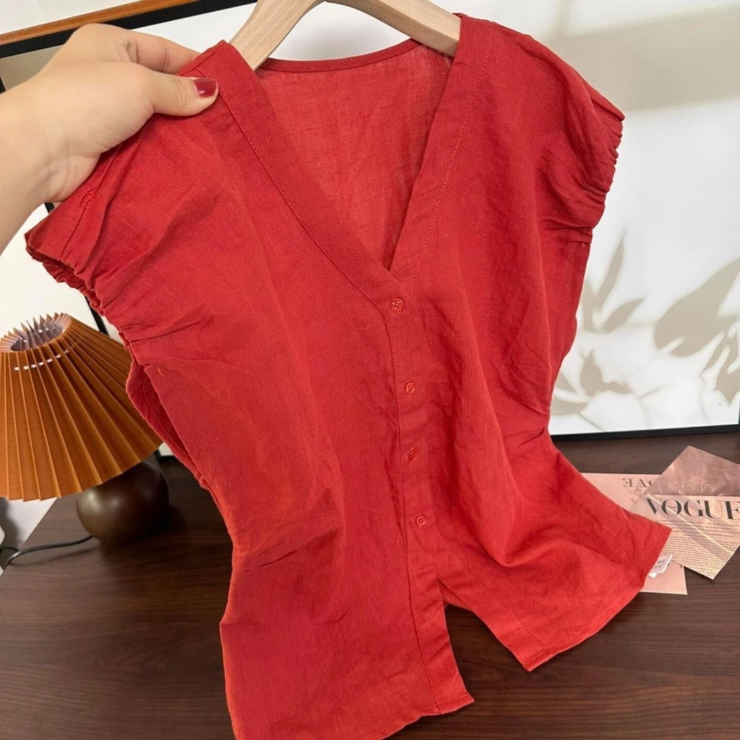 专柜品牌女装洋气亚麻红色背心女百搭设计感衬衫V领显瘦短袖上衣