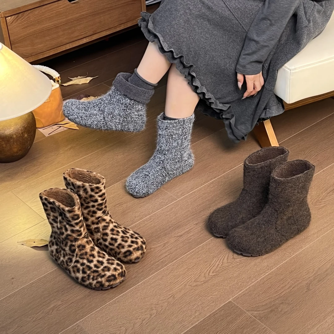 2025秋冬复古显瘦卷边勃肯靴舒适平底马丁靴女百搭软底短靴子8566