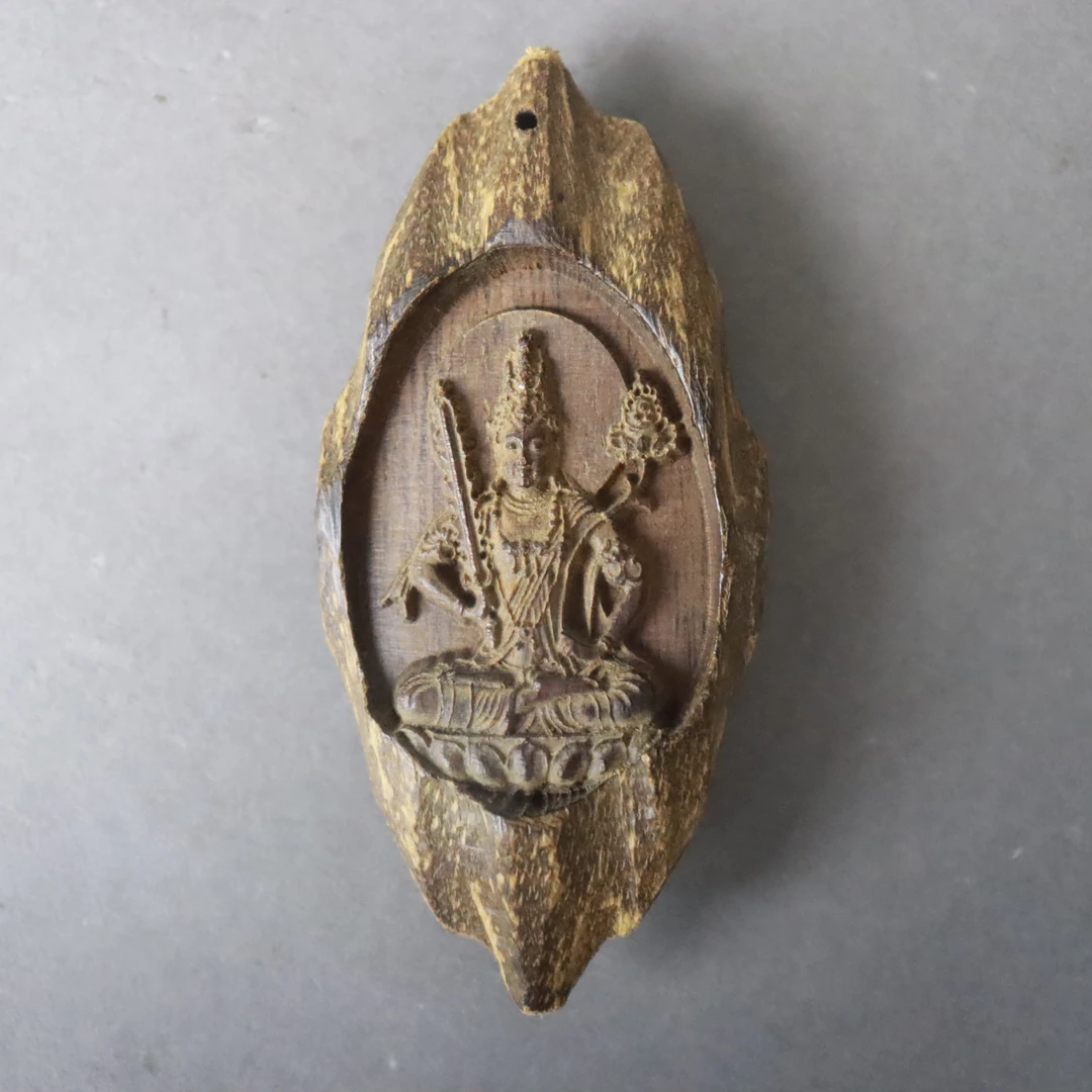 Tgz02 二十世纪 沉香木挂件