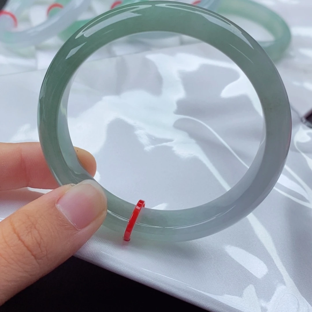 翡翠手镯未镶嵌5758圈