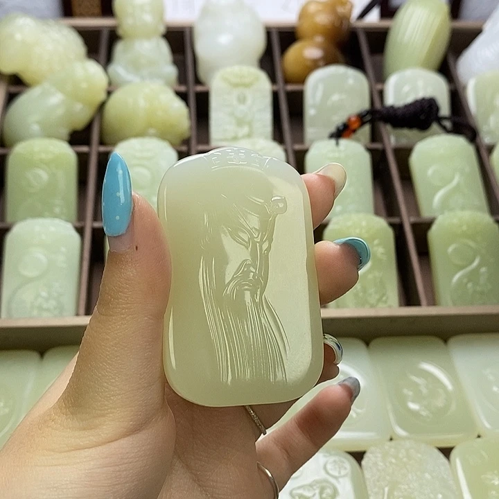 昆仑石双面关公牌