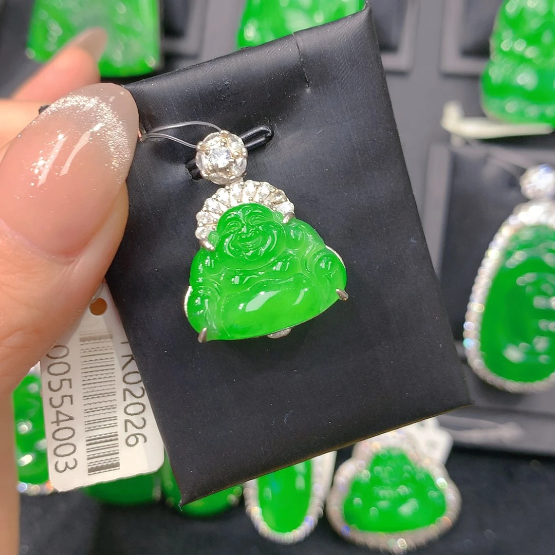 颈饰银S925镶嵌翡翠元气