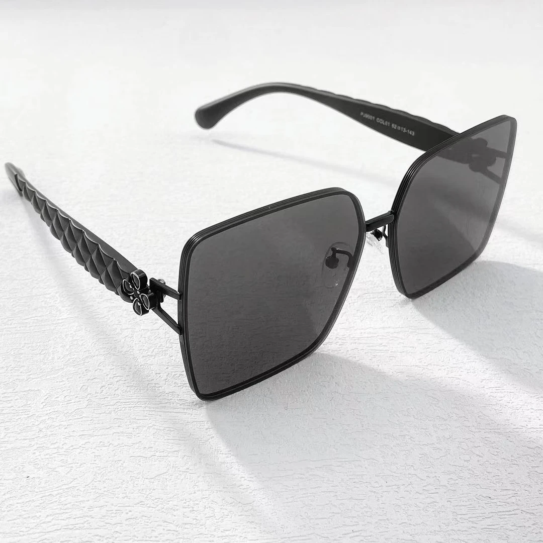 木木（RZ6743） 菱纹格镜腿黑色墨镜