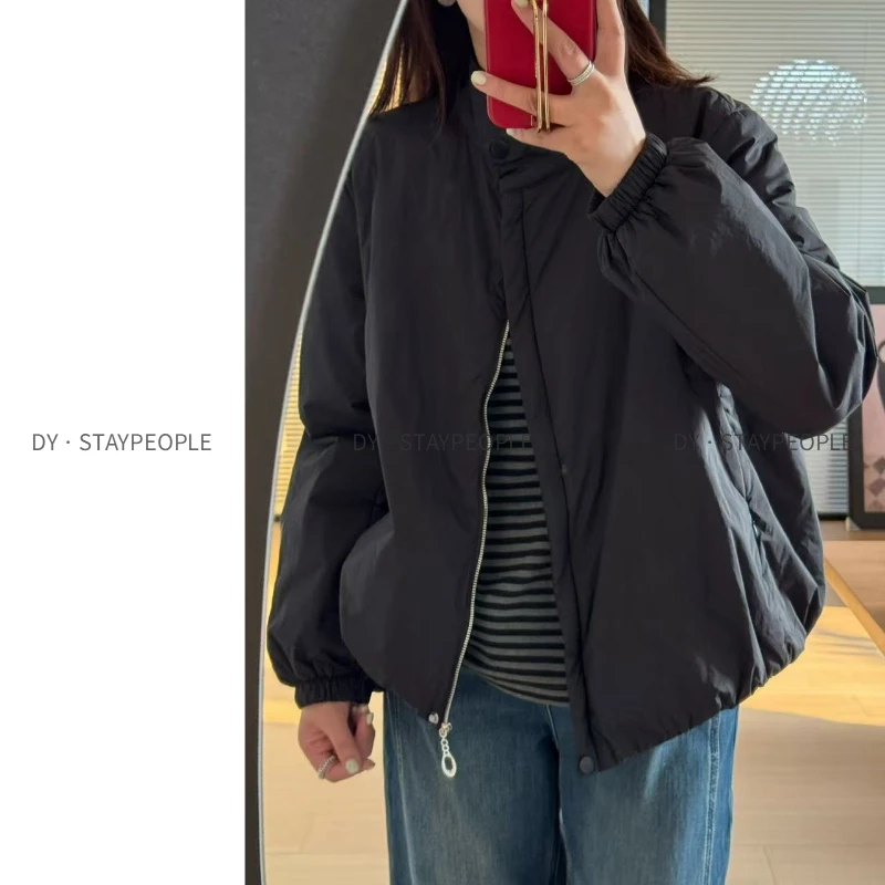 DY【舒适区棉服】 轻便舒适的代表～小立领款拉链口袋轻便式棉服外套