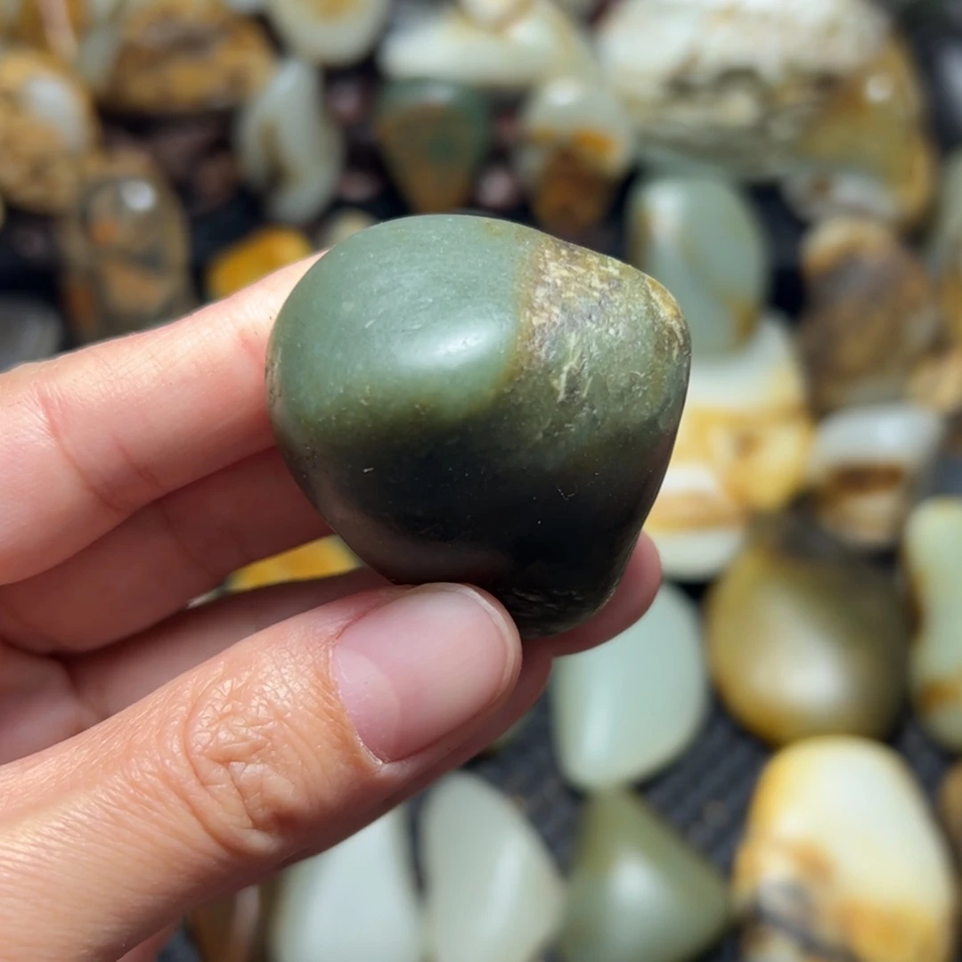 和田玉（青玉）A22未镶嵌