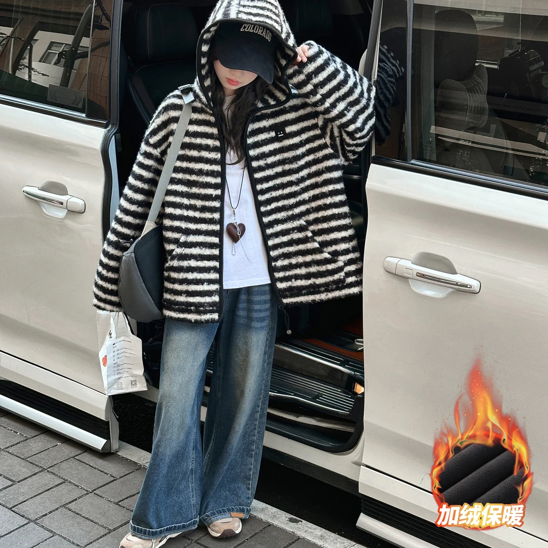 女童毛毛衣加绒外套秋冬季10-15岁大童洋气保暖儿童条纹连帽上衣