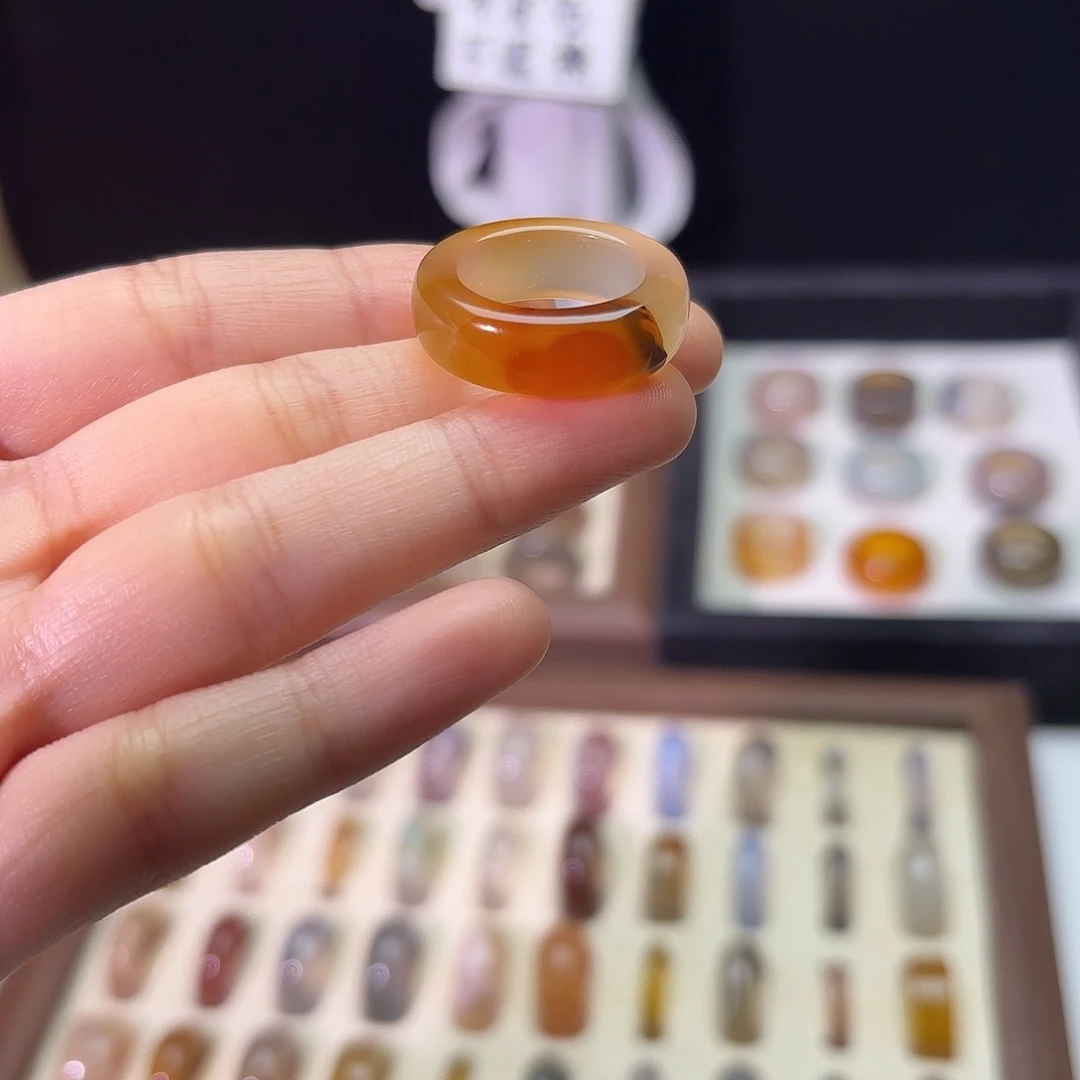 玛瑙/玉髓未镶嵌戒指1号 港16不退换