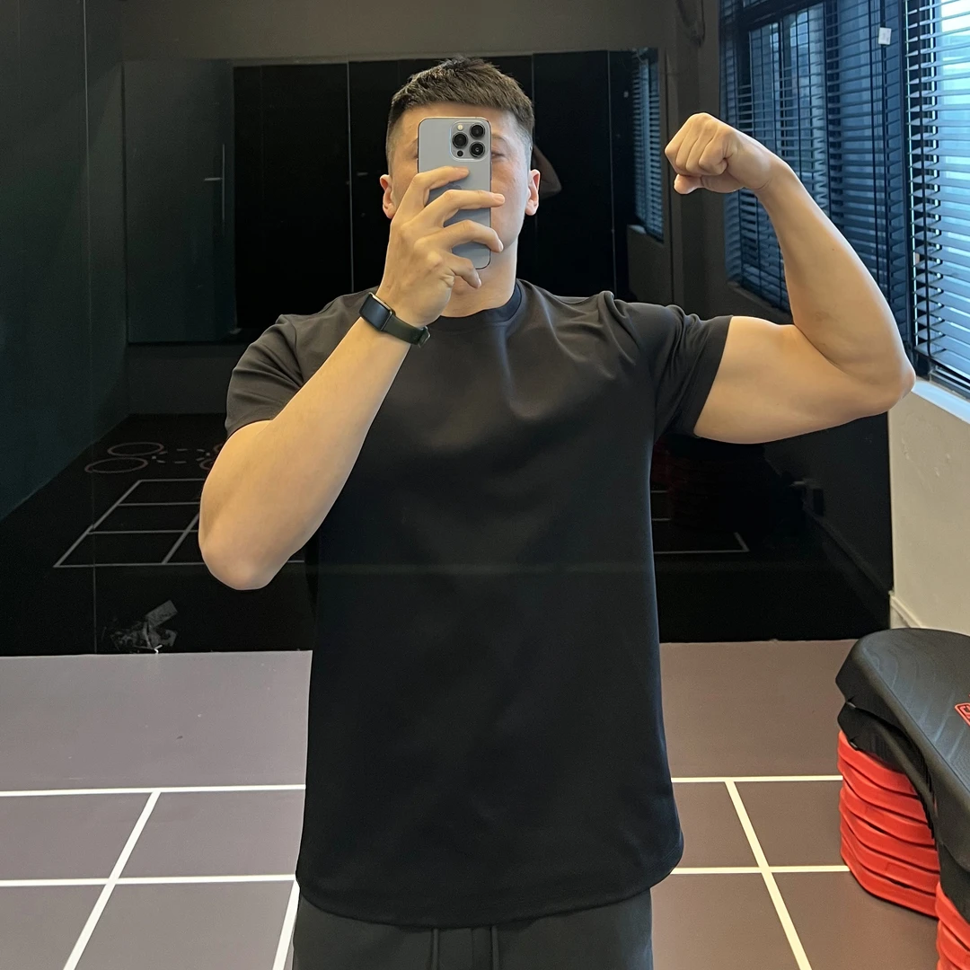 美式大码300斤休闲纯色训练t恤男士春夏季透气简约百搭圆领短袖潮