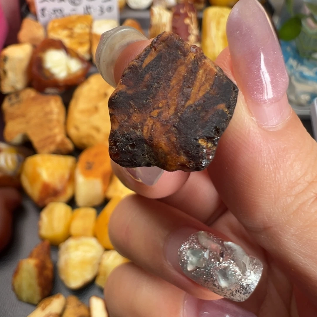 定制琥珀未镶嵌蜜蜡