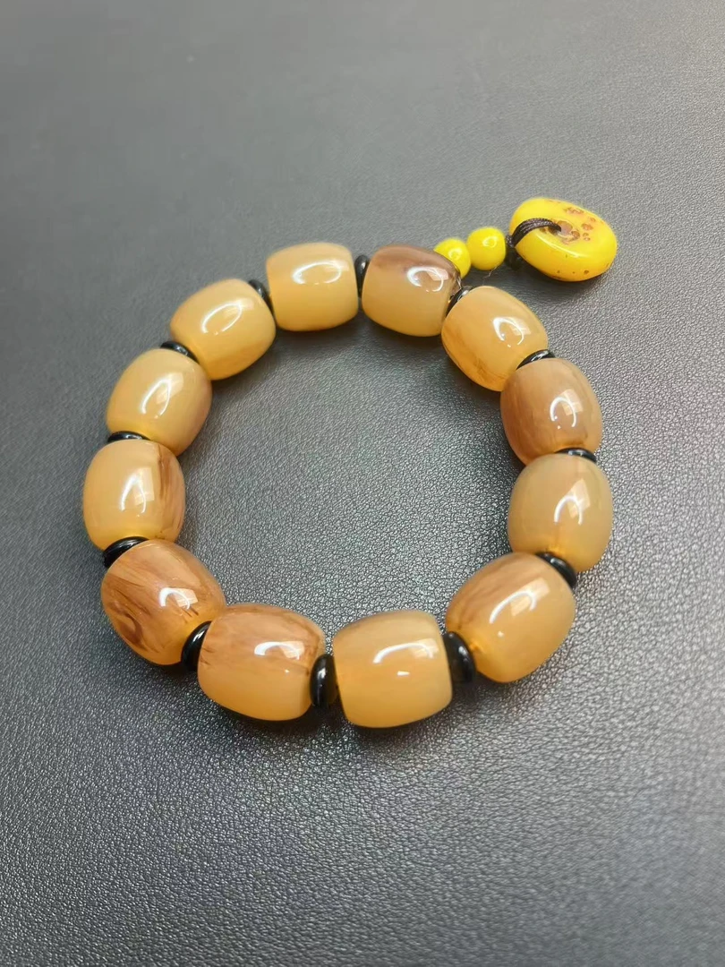 1060-双角菩提精选手串1 无礼盒