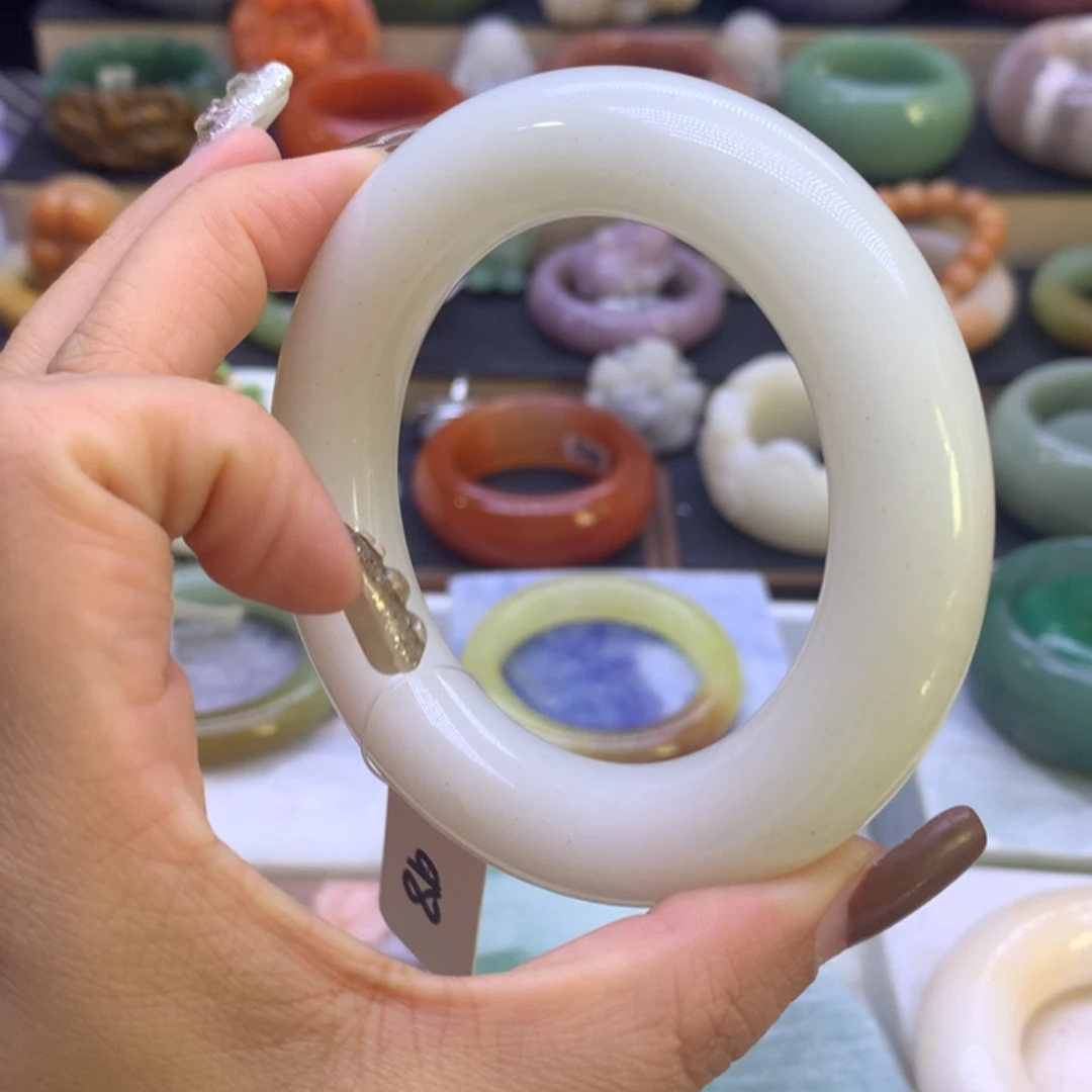 石英岩玉未镶嵌13468975444