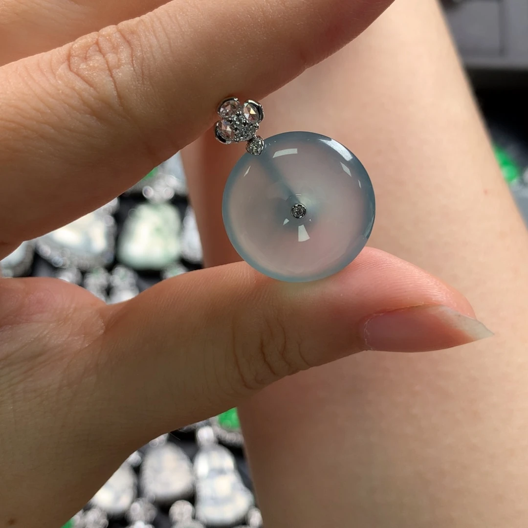 翡翠配石平安扣吊坠