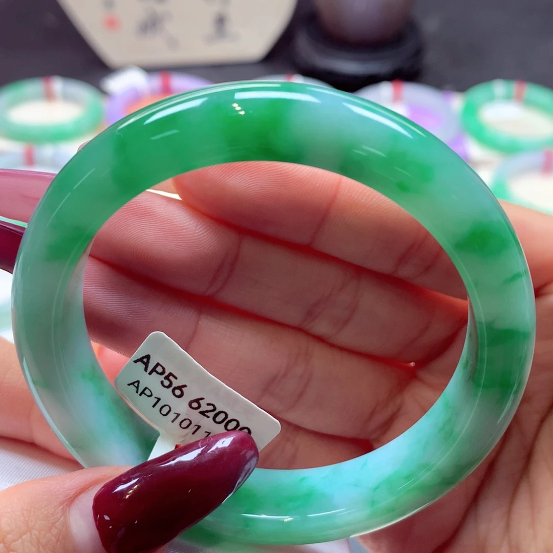 翡翠手镯未镶嵌正圈34号66