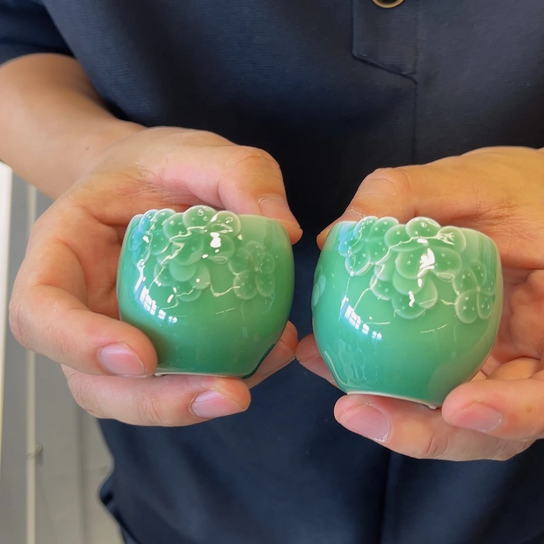 2只.全手花口杯梅子青