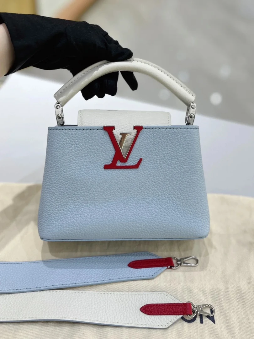 99新 LouisVuitton/路易威登 capucines mini蓝白拼色/公价52000