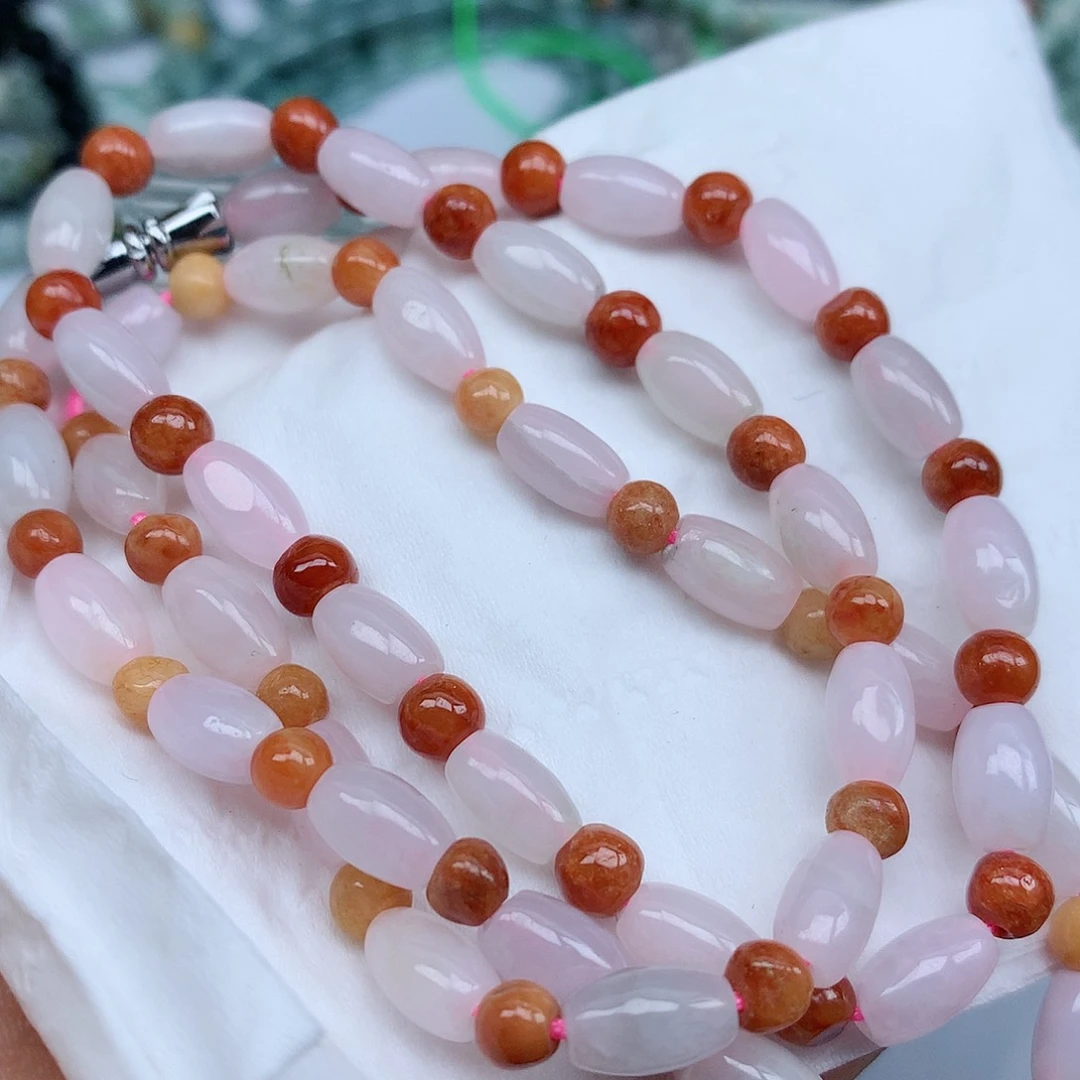 翡翠颈饰未镶嵌手串