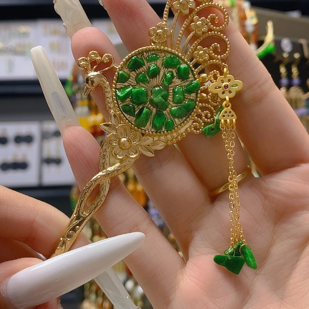 翡翠合金耳饰翡翠