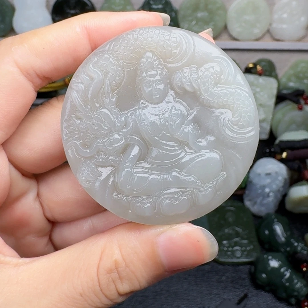 和田玉未镶嵌颈饰