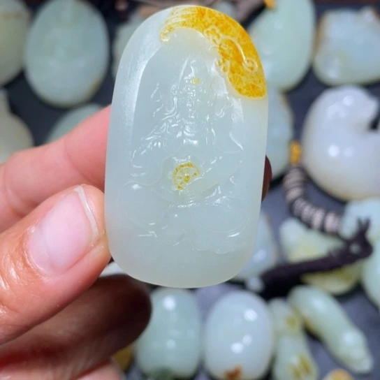 和田玉挂件未镶嵌闯*