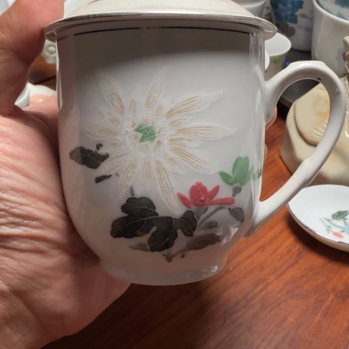 醴陵老瓷器白菊花有微瑕
