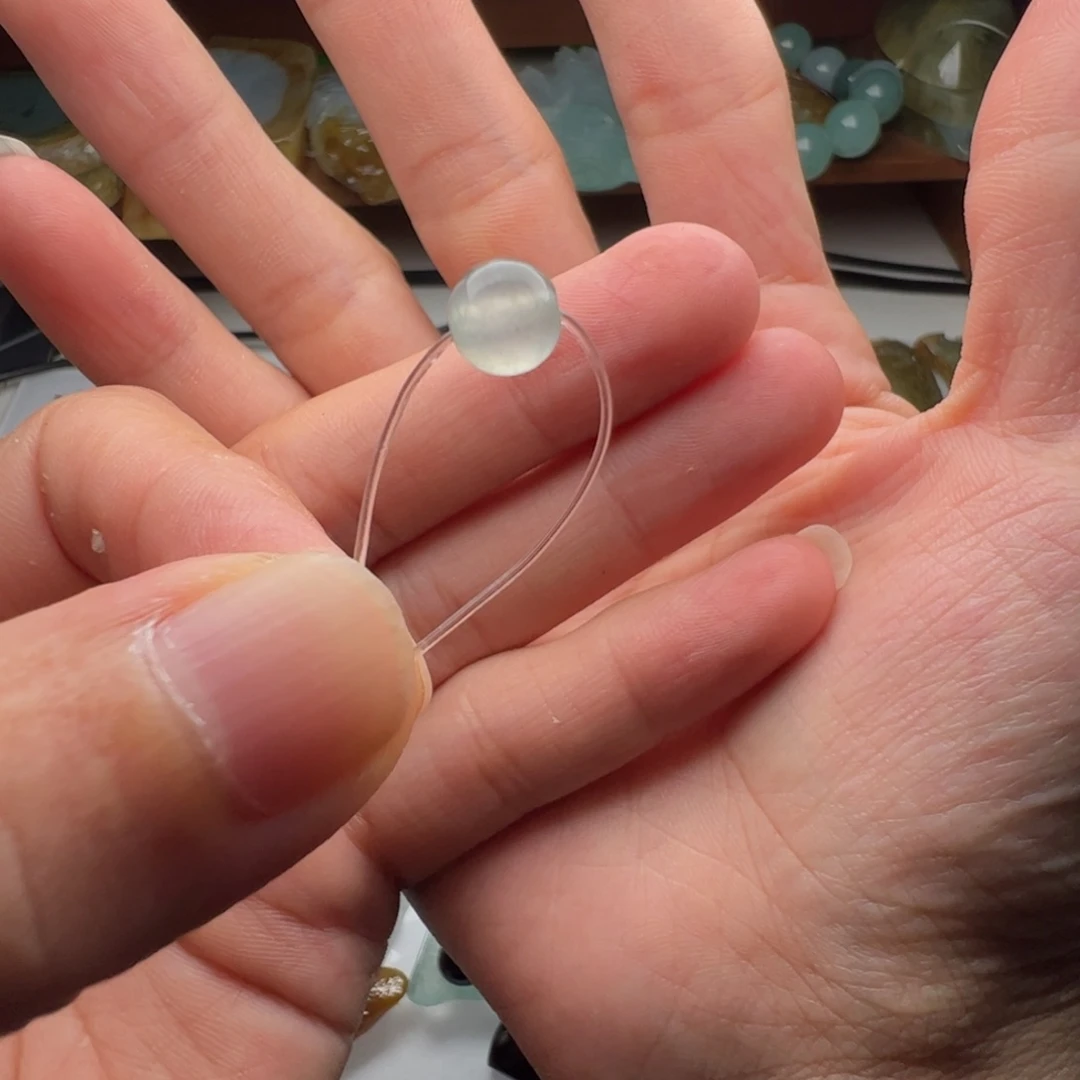 翡翠未镶嵌颈饰不包工