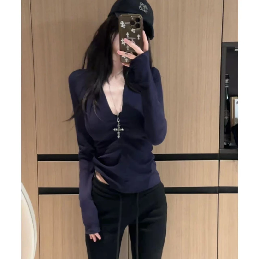 INSERT 美式辣妹修身掐腰显瘦V领打底上衣