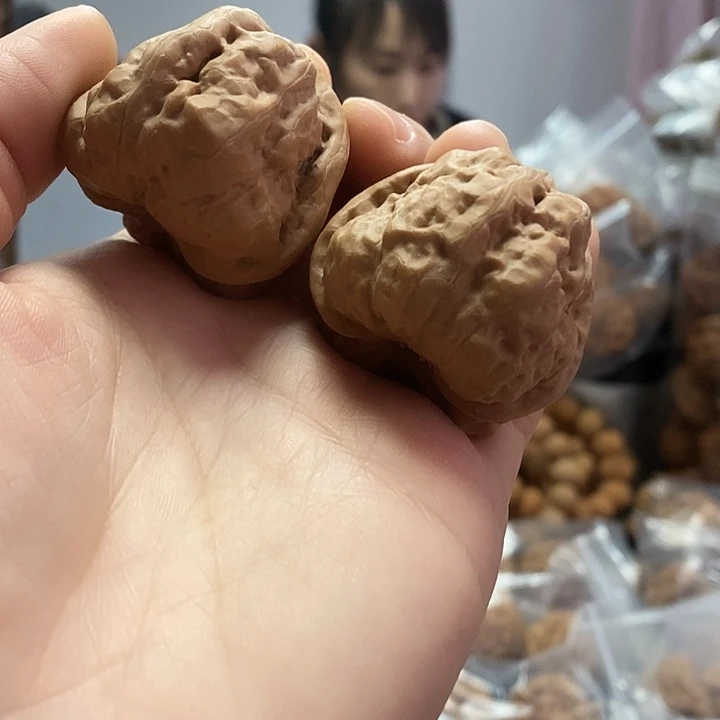 把件文玩核桃40蛤蟆头红皮