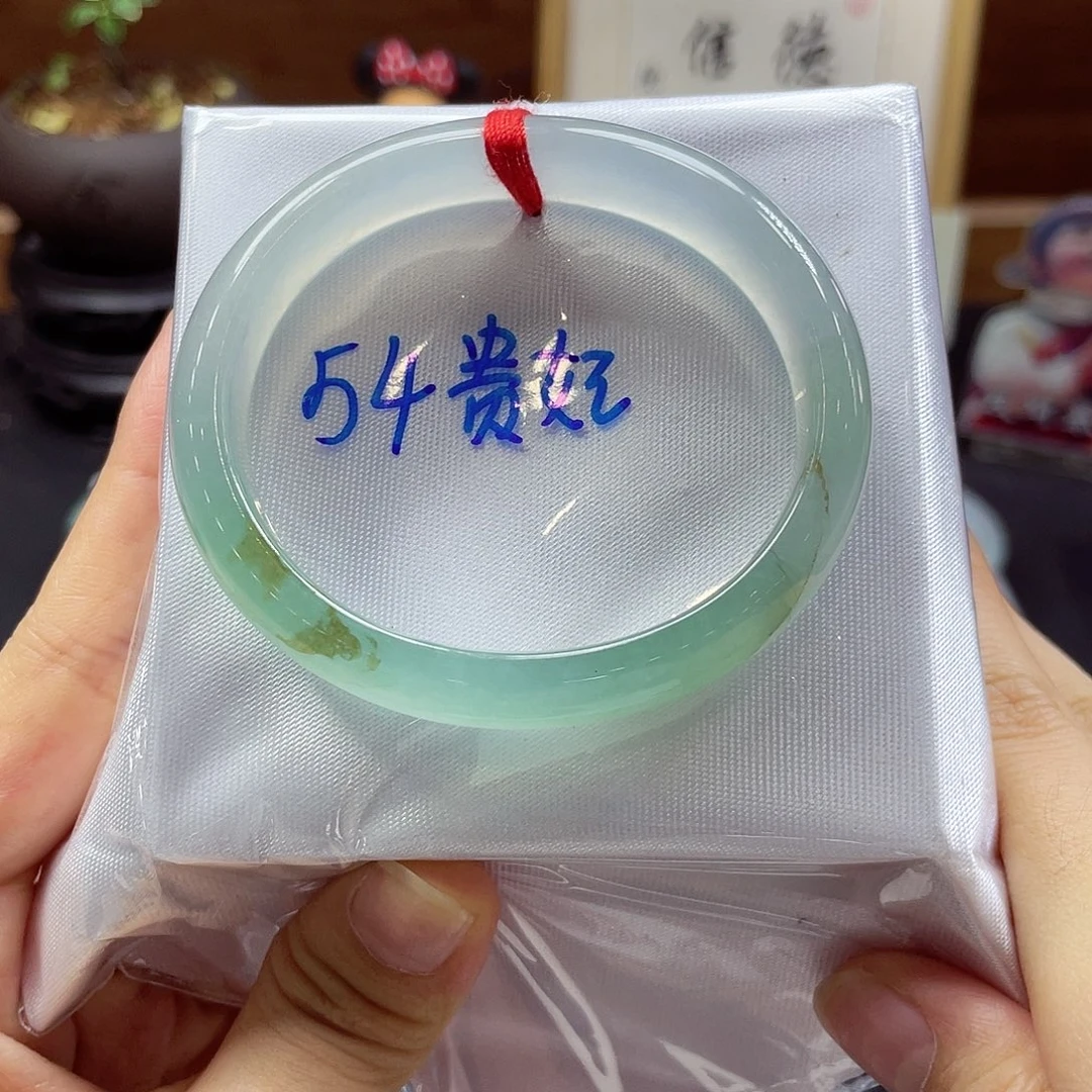 翡翠未镶嵌手镯30 号
