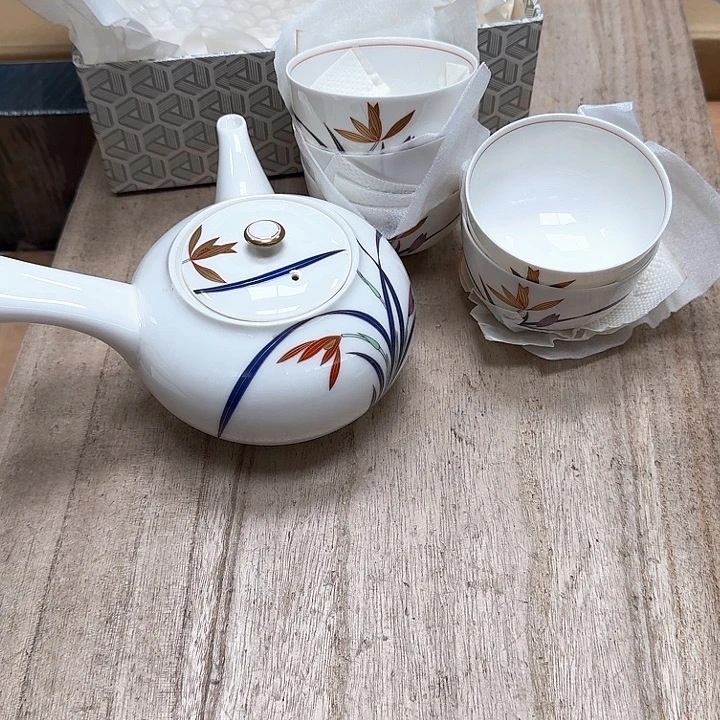瓷片噗哈哈哈哈哈哈哈