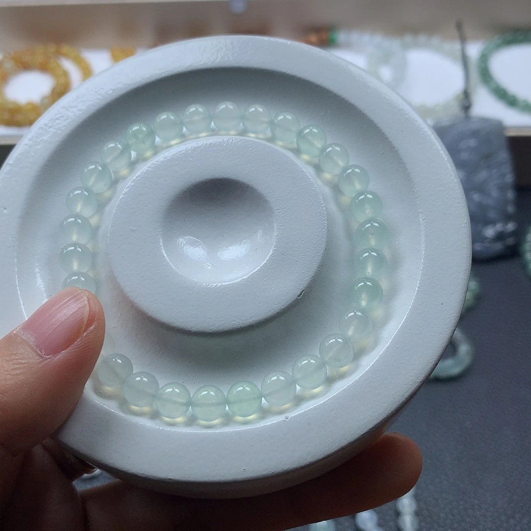 翡翠未镶嵌颈饰手串