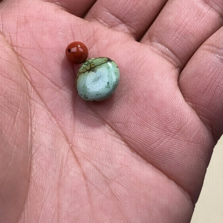 南红玛瑙发饰未镶嵌