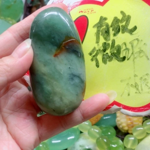 蛇纹石玉未镶嵌手把件