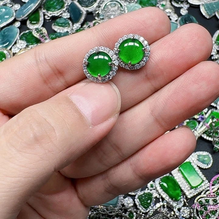 翡翠颈饰未镶嵌天然翡翠A货放漏