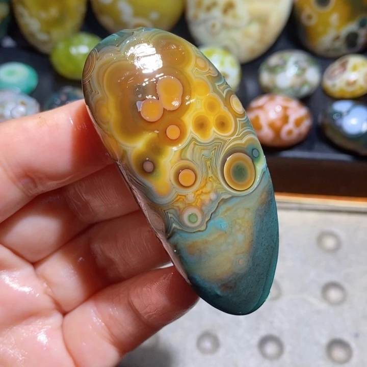 未镶嵌玛瑙/玉髓珠宝半成品5